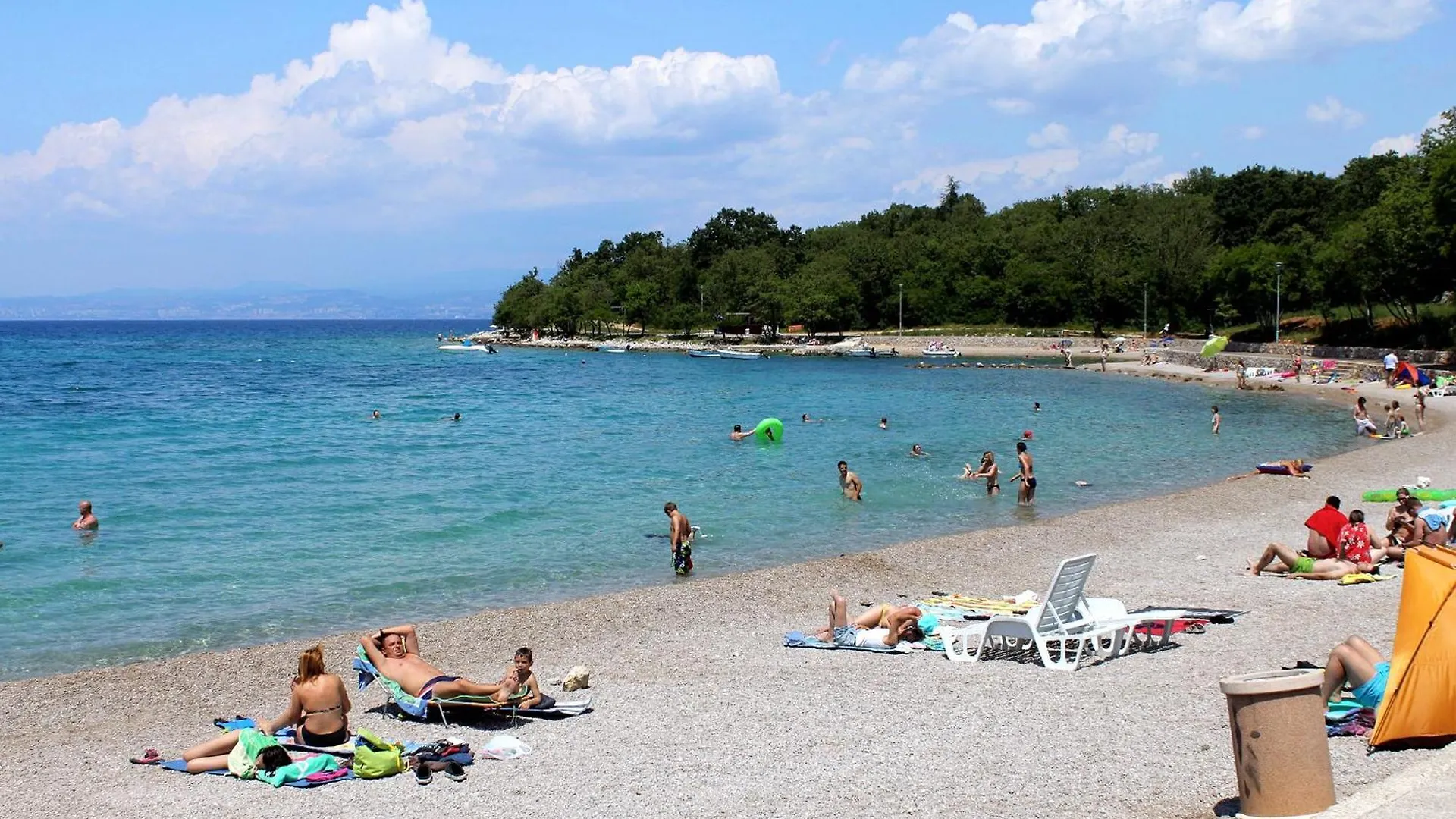 Apartments With A Parking Space Njivice, Krk - 21857 Croatia